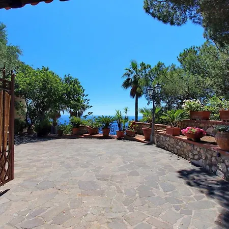 L'infinito Villa *